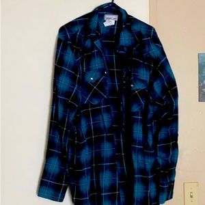 Wrangler tall flannel shirt XL Worn Once